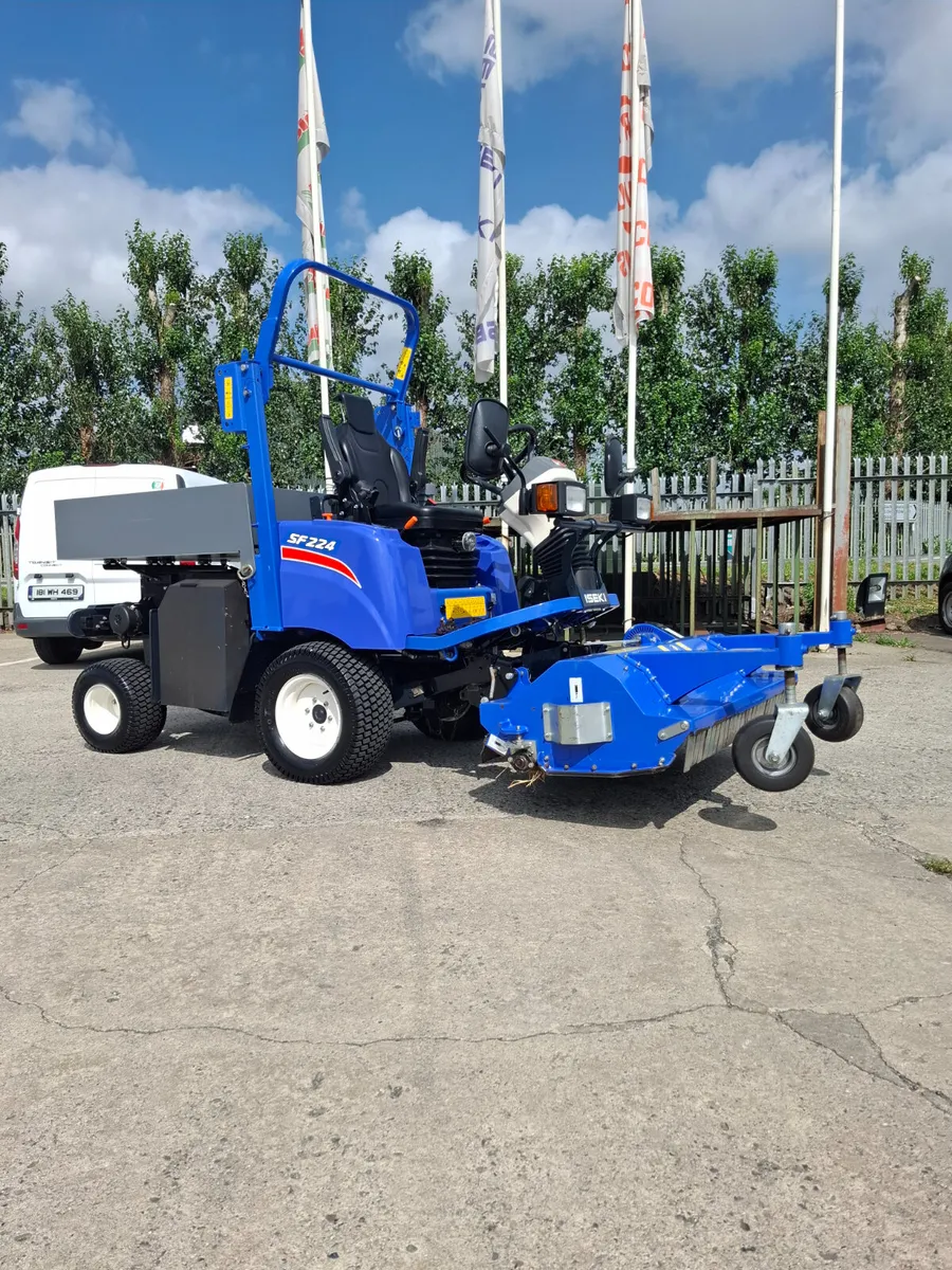 Iseki SF224 Used Out Front Mower with Two Decks - Image 1