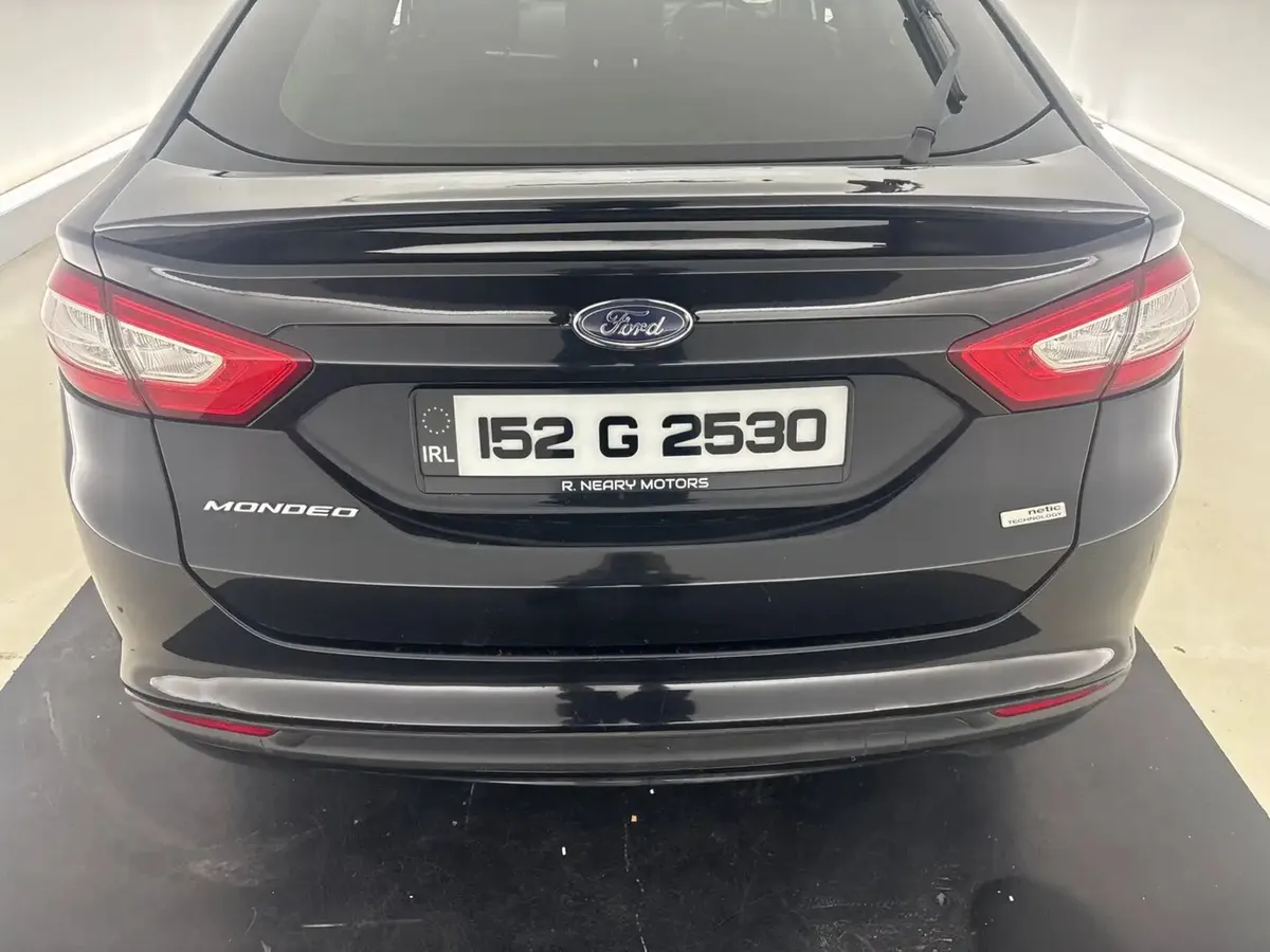 2015 Ford Mondeo Zetec – NCT & Tax – €5,750 - Image 3