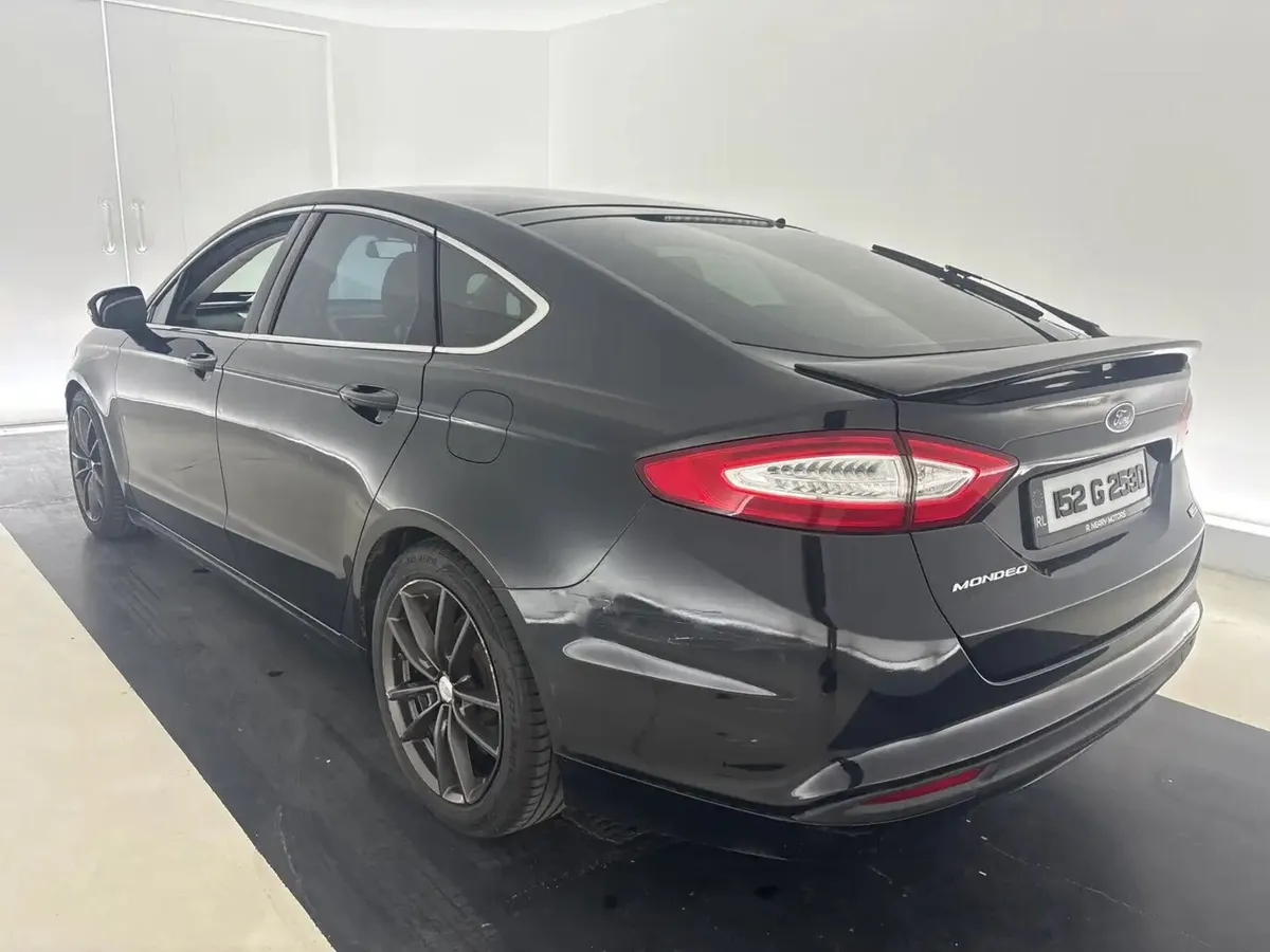 2015 Ford Mondeo Zetec – NCT & Tax – €5,750 - Image 4