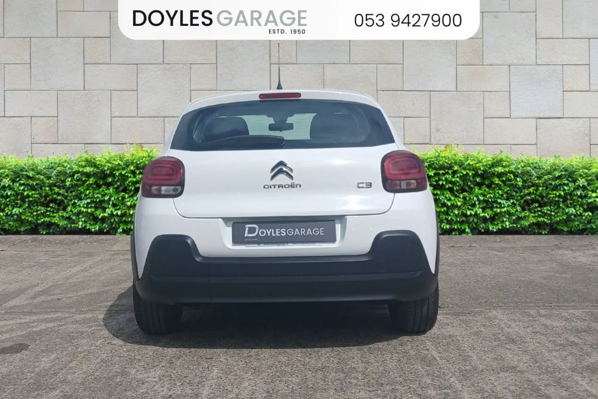 Citroen C3 Touch 1.2 Puretech Petrol 68bhp - Image 3
