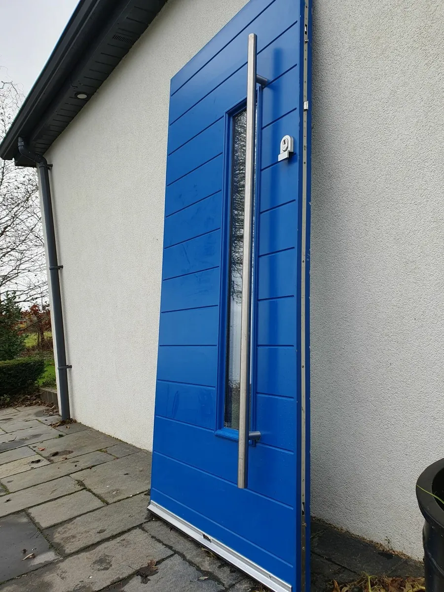 Solid wood door - Image 1