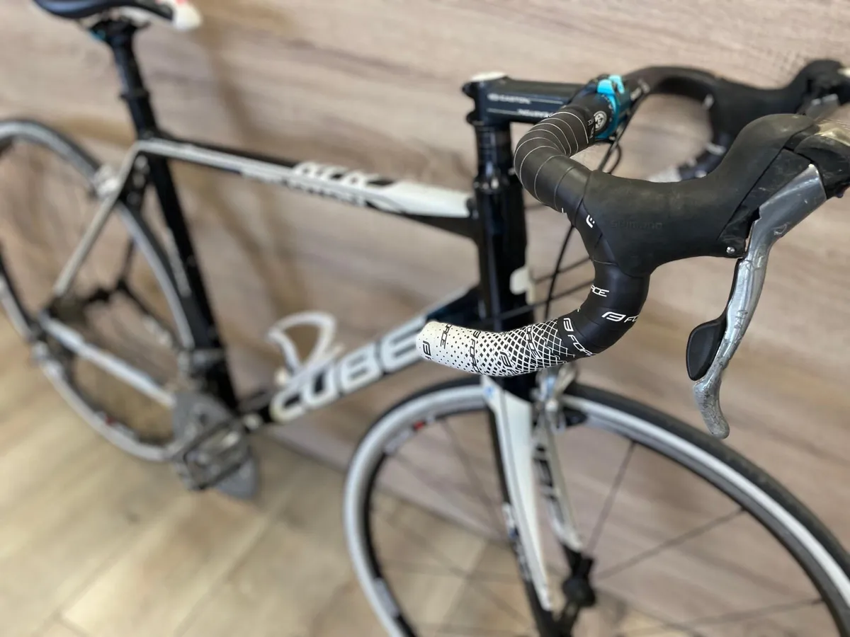 Cube peloton (like new) - Image 2