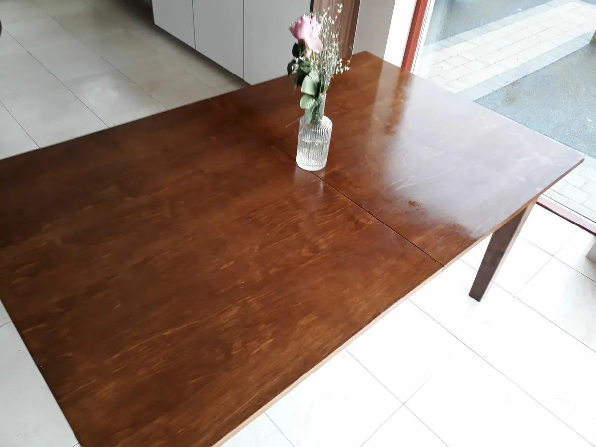 Laura Ashley Garrat ending dining table - Image 2