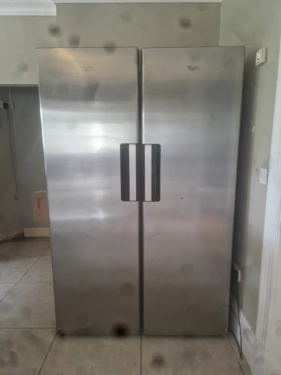 Fridge and freezer whirlpool - Image 1
