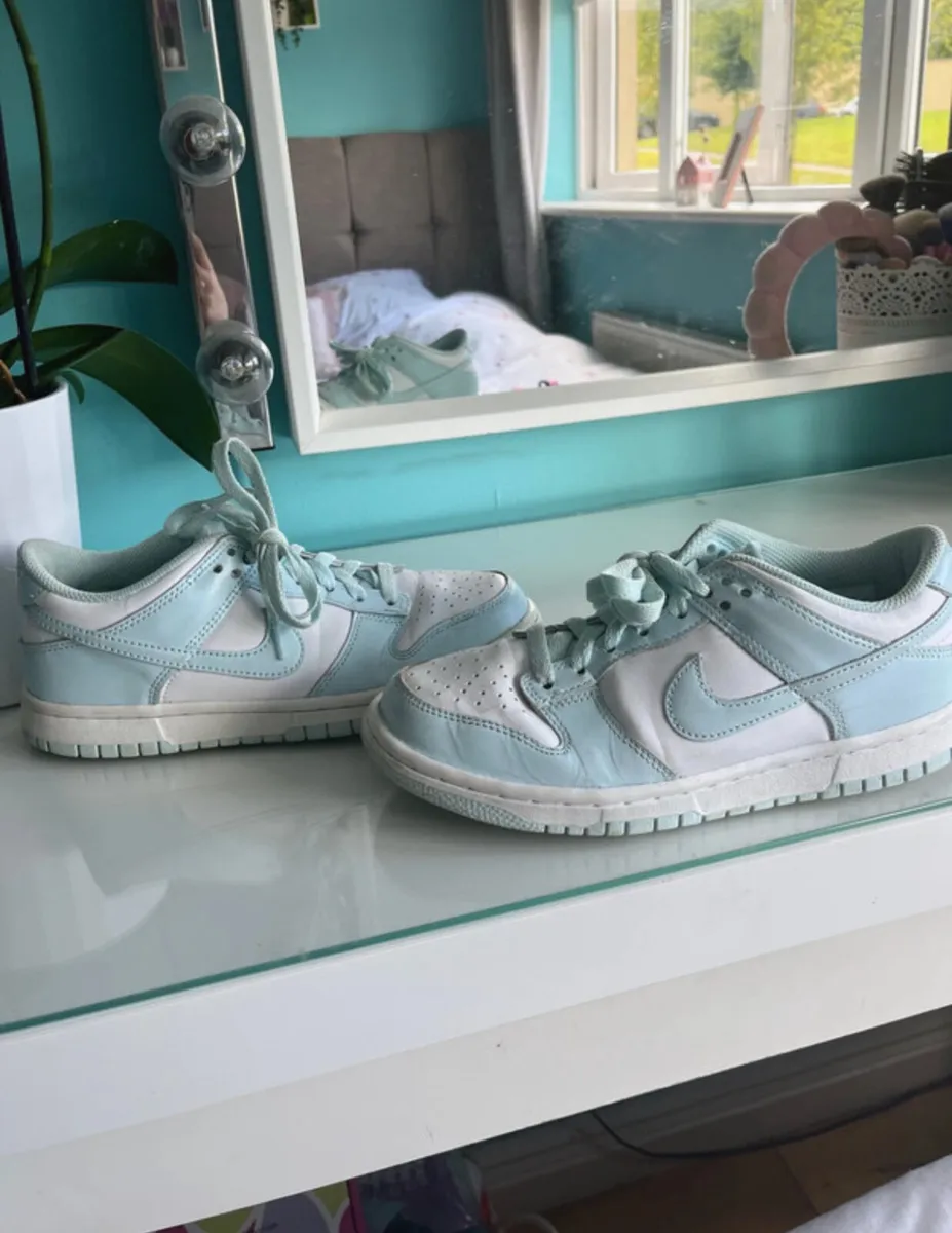 Nike light blue low dunks - Image 4