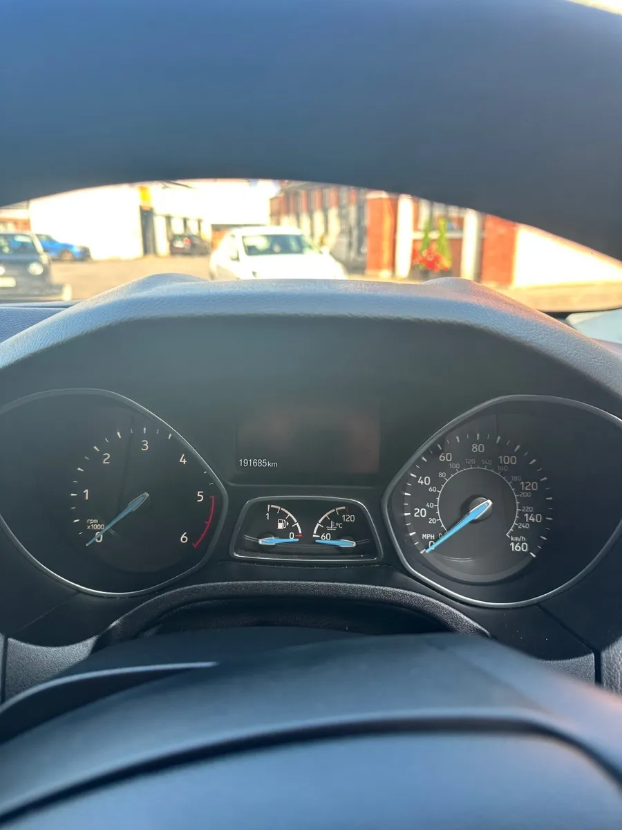 Ford Focus 2015 1.5TDCI 120HP ZETEC S - Image 3