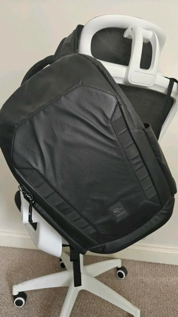 Camera Daypack by Gomatic Peter McKinnon 25l - Image 1