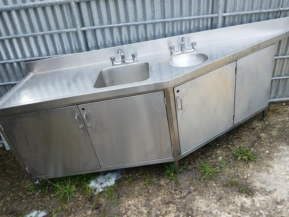 Stainless steel cabbinet complete delivered - Image 4