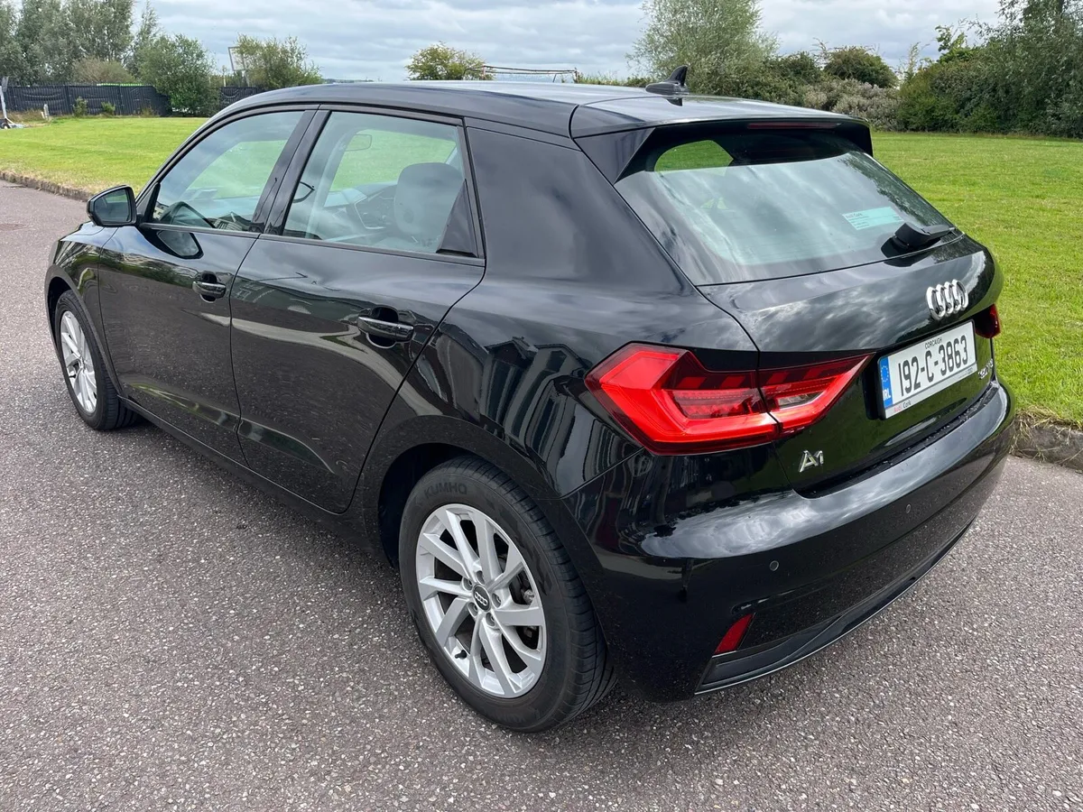 Audi A1 SE 1.0 Petrol - Image 3
