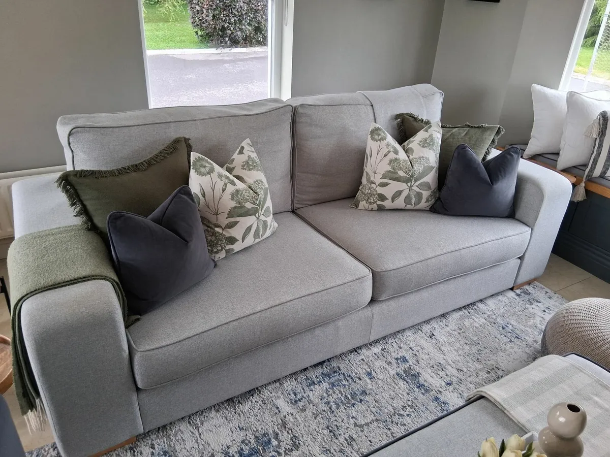 Couches - Image 1