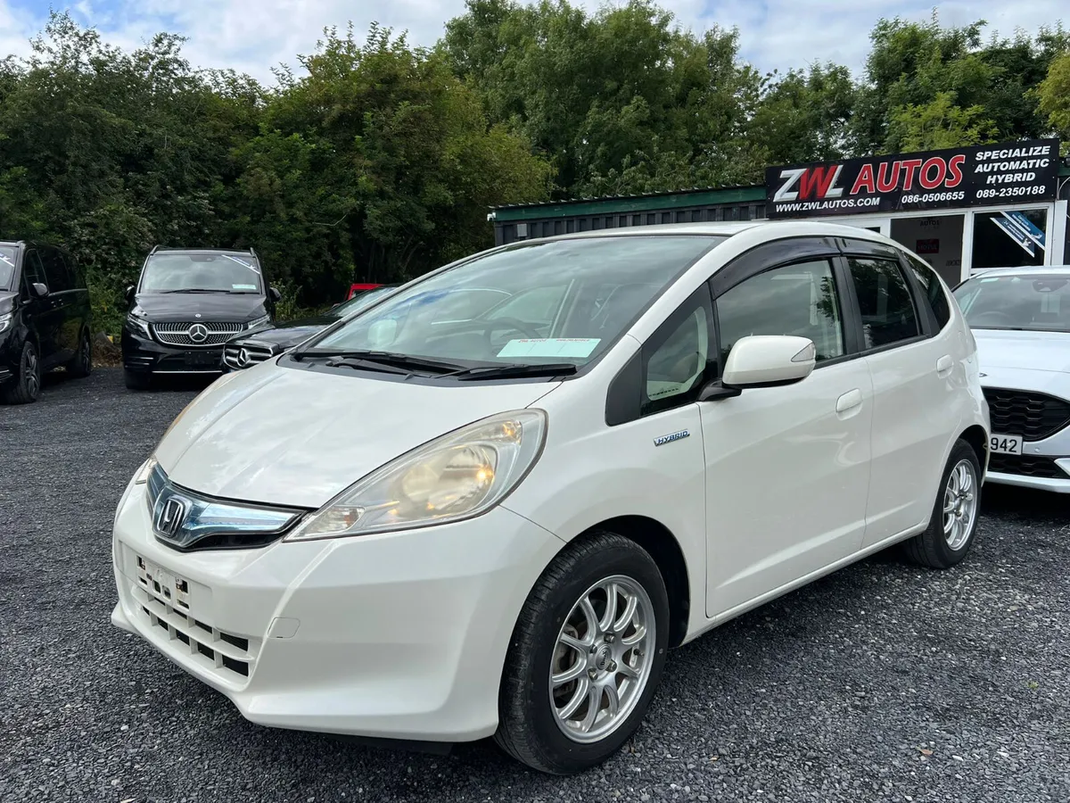 2012 Honda Fit Hybrid - Image 3