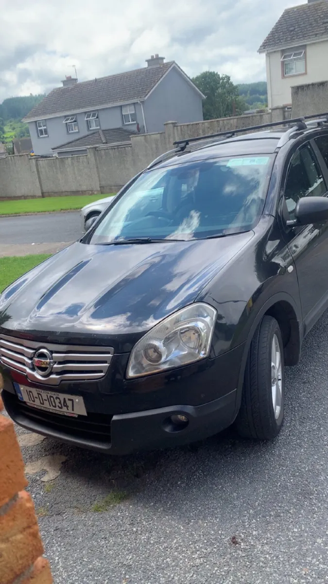 Nissan Qashqai+2 2010 - Image 1