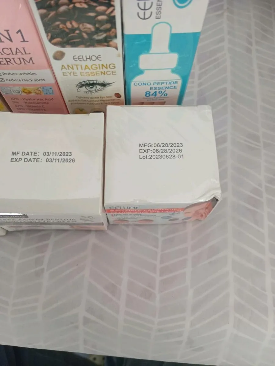Cosmetics - Image 3