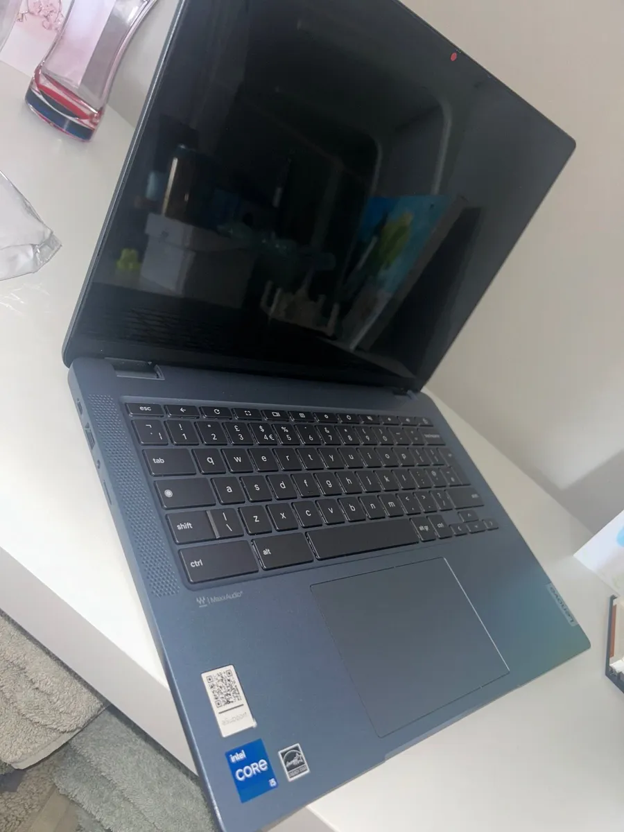 Lenovo ideapad flex 5- 2 in 1 chromebook plus - Image 1