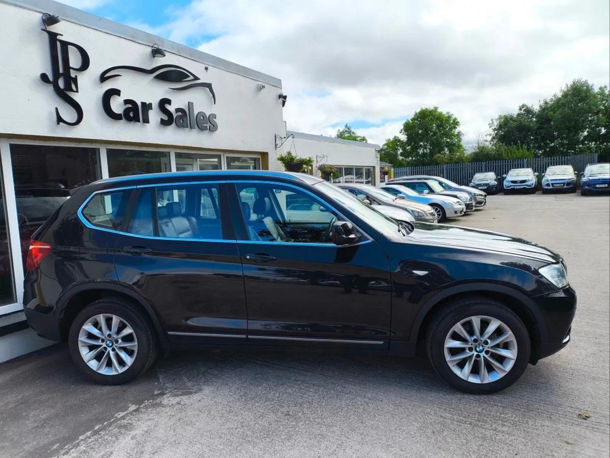 BMW X3 Sdrive18d SE - Image 4