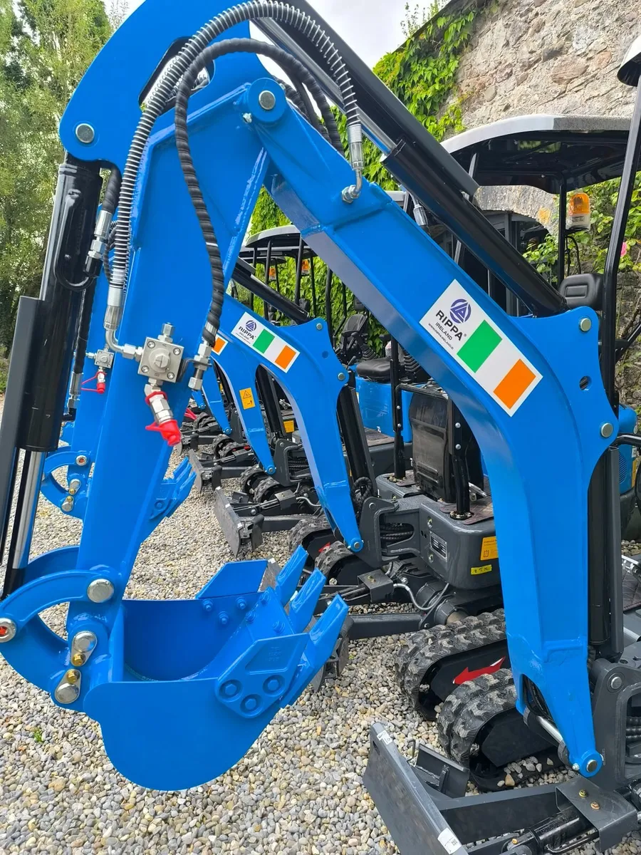 1 tonne mini excavator - 2025 Rippa R10 - Image 1