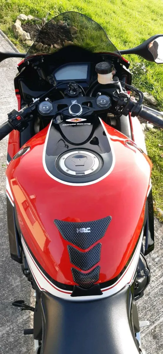 Honda cbr 1000rr - Image 4