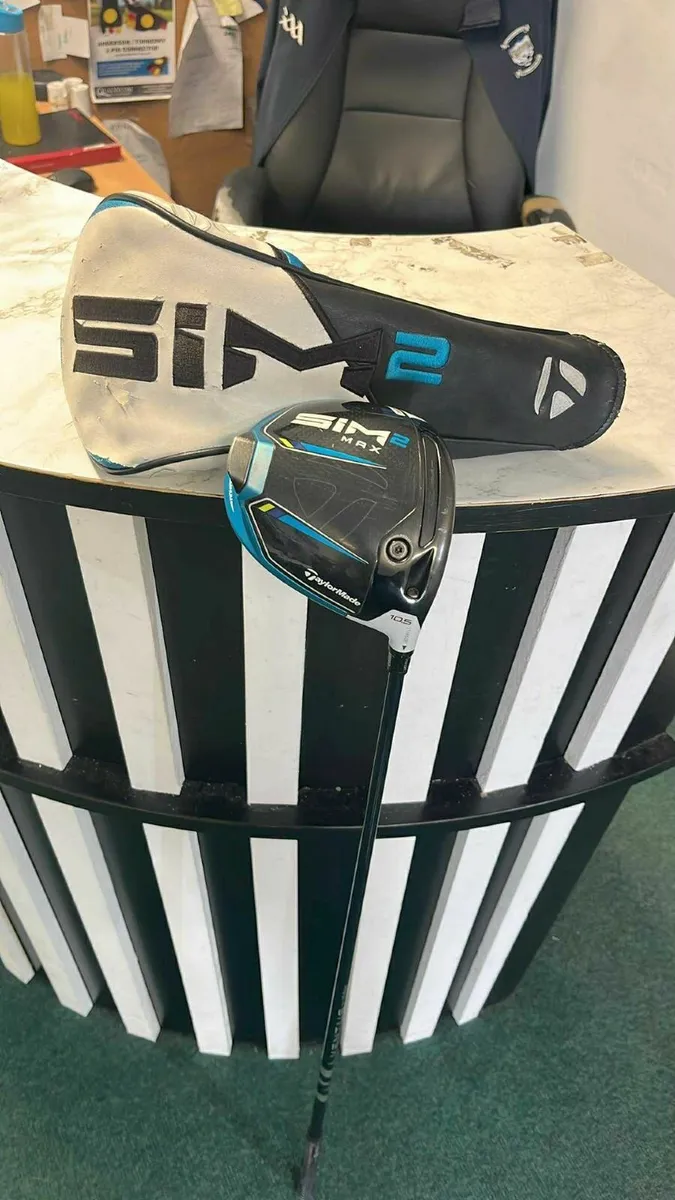 Taylormade Sim 2 MAX 10.5 Regular €225 - Image 4
