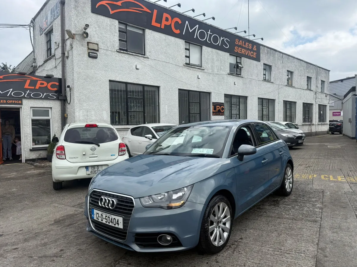 Audi A1 2012 - Image 2
