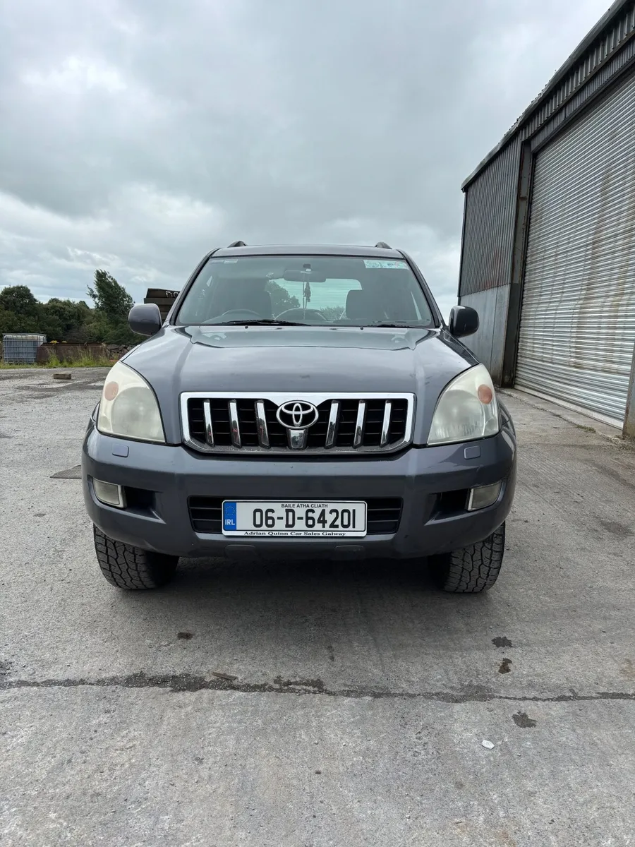 Toyota Land Cruiser automatic - Image 2