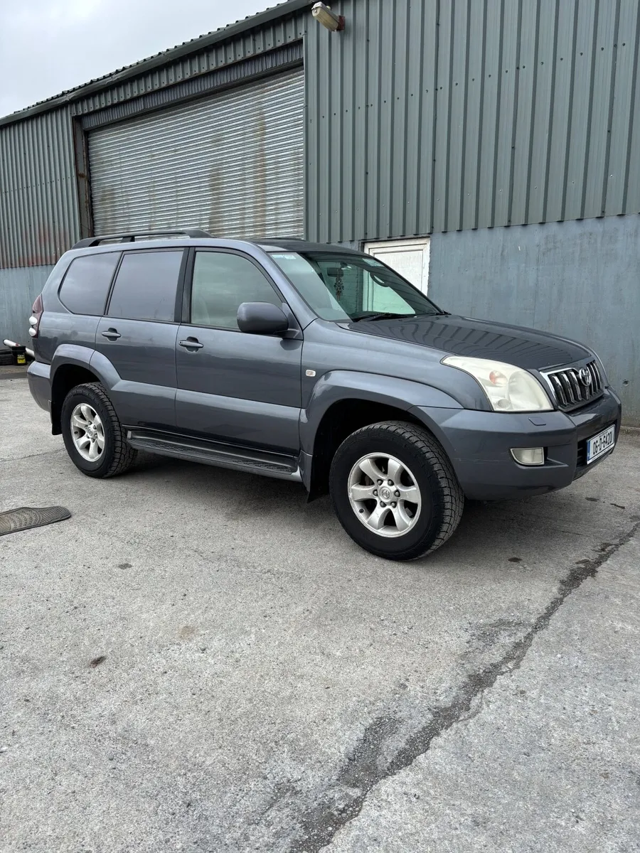 Toyota Land Cruiser automatic - Image 1