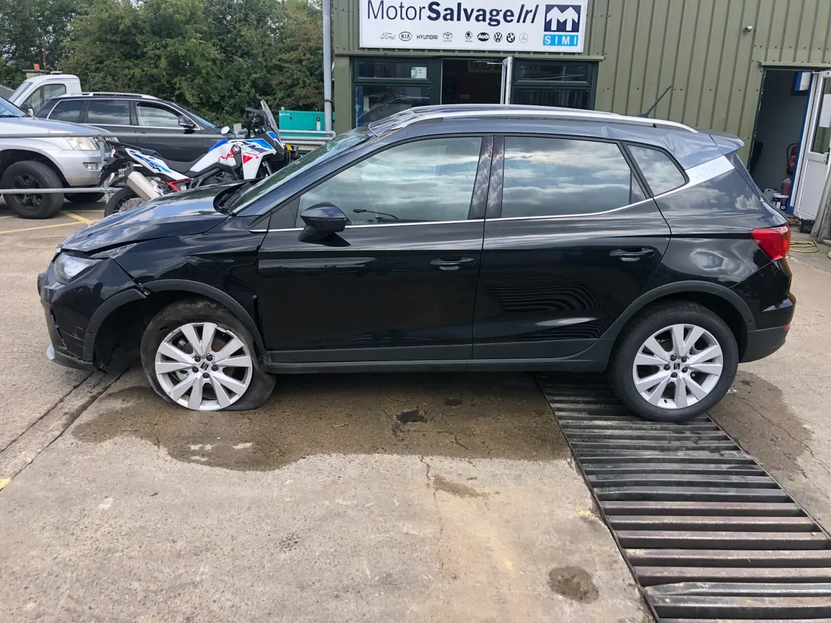 2025 SEAT ARONA  1.0 TSI - Image 1