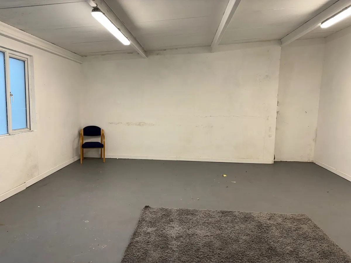 Storage Unit - Image 3