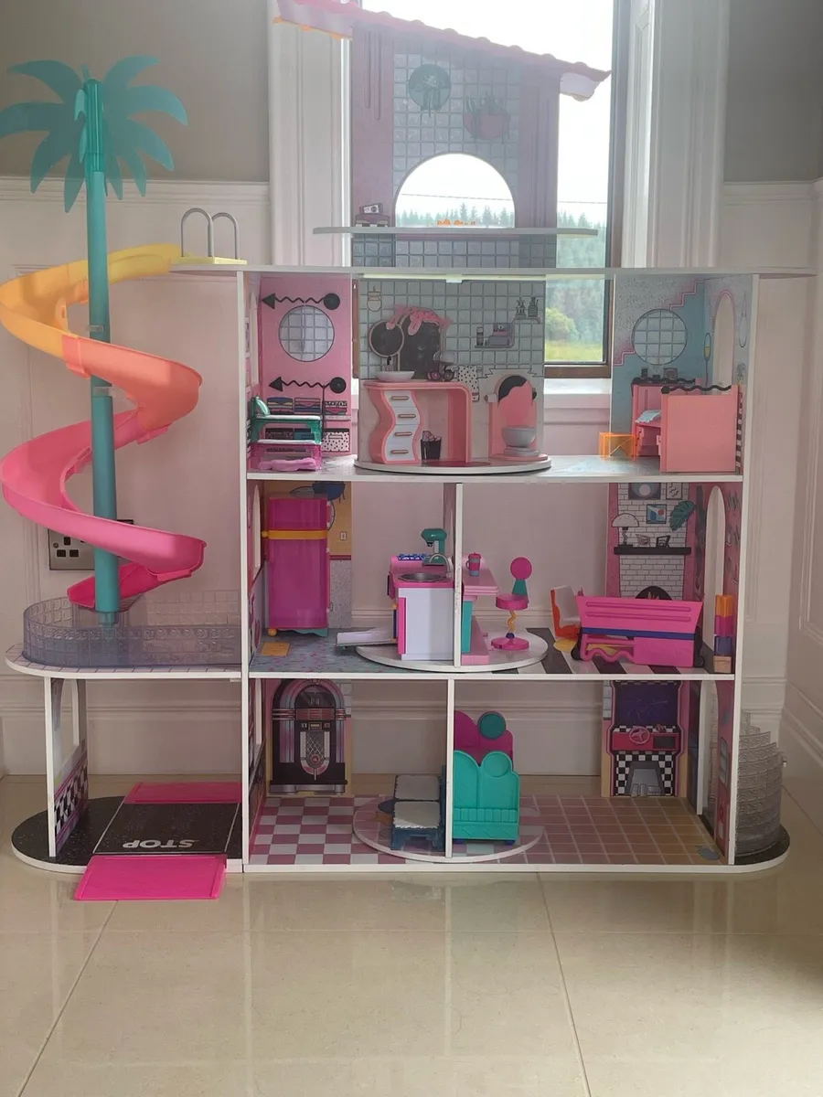 Toys - Image 1