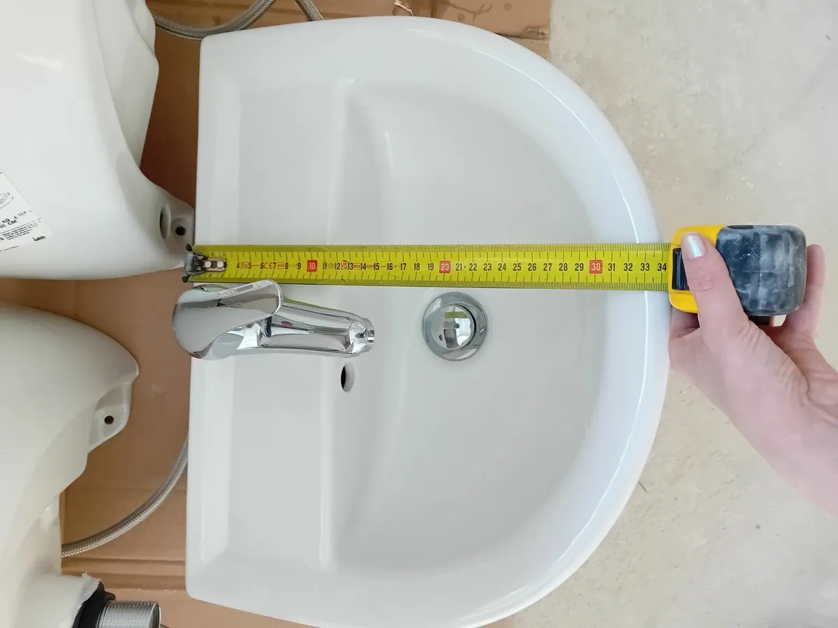 White Pedestal Sink,1 Available, Never Used - Image 4