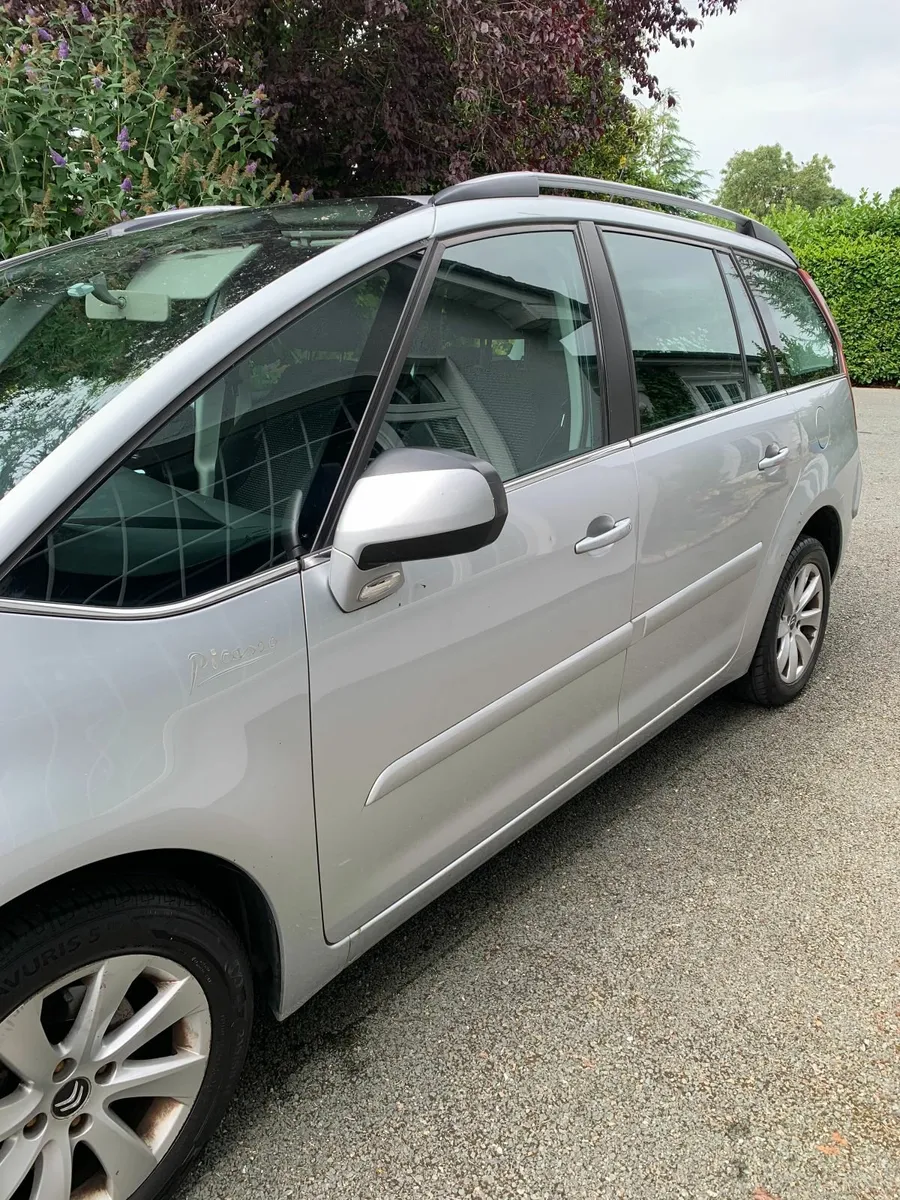 Citroen C4 Picasso 2011 - Image 4