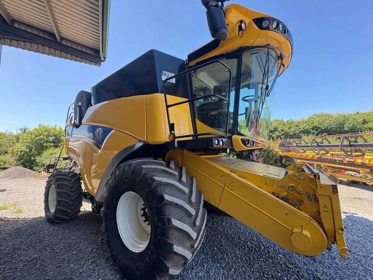 NEW HOLLAND CX8.70 - Image 1
