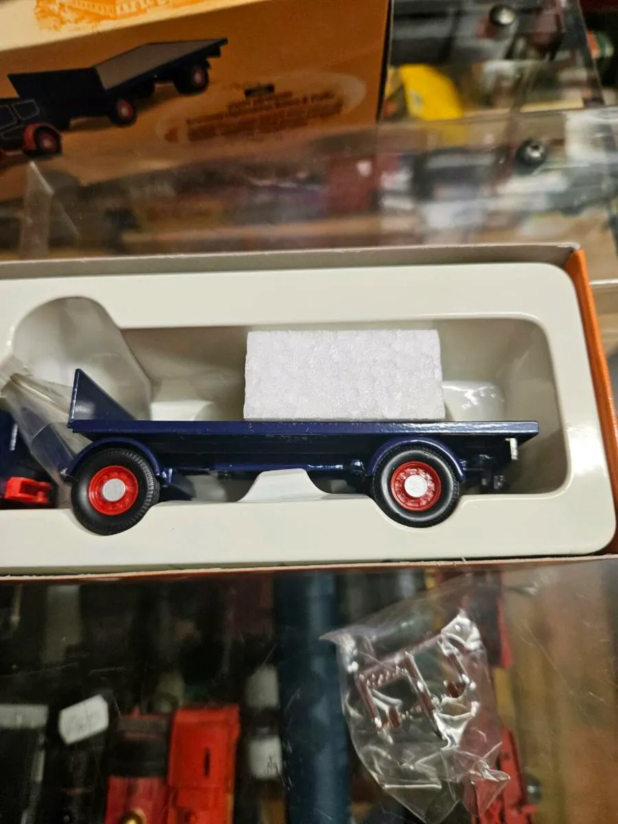 Corgi Scammel Tractor Unit and Trailer - Image 3