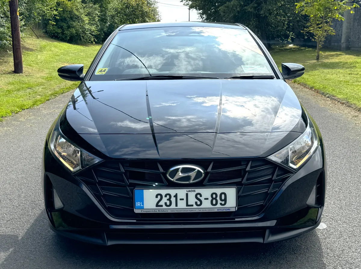 Hyundai i20 1.2 Deluxe Plus - 2023 - Image 3