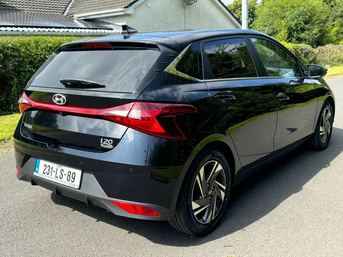 Hyundai i20 1.2 Deluxe Plus - 2023 - Image 4