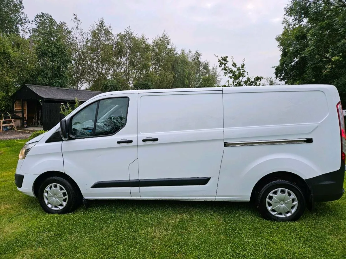 Ford Transit Custom 2.0 - Image 4