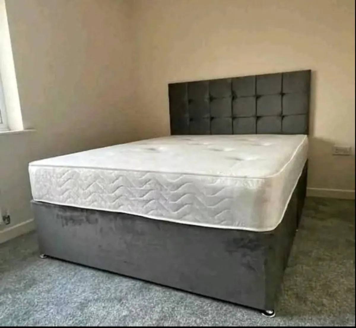 Divan beds