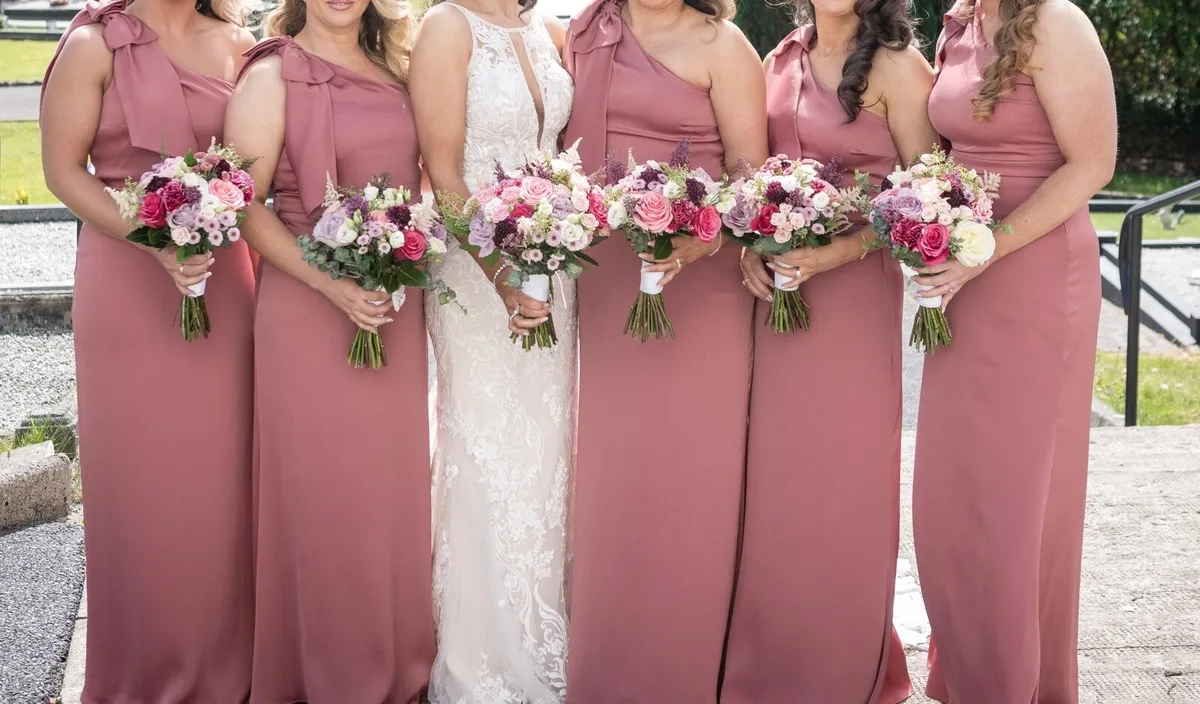 Wedding sale - Image 4