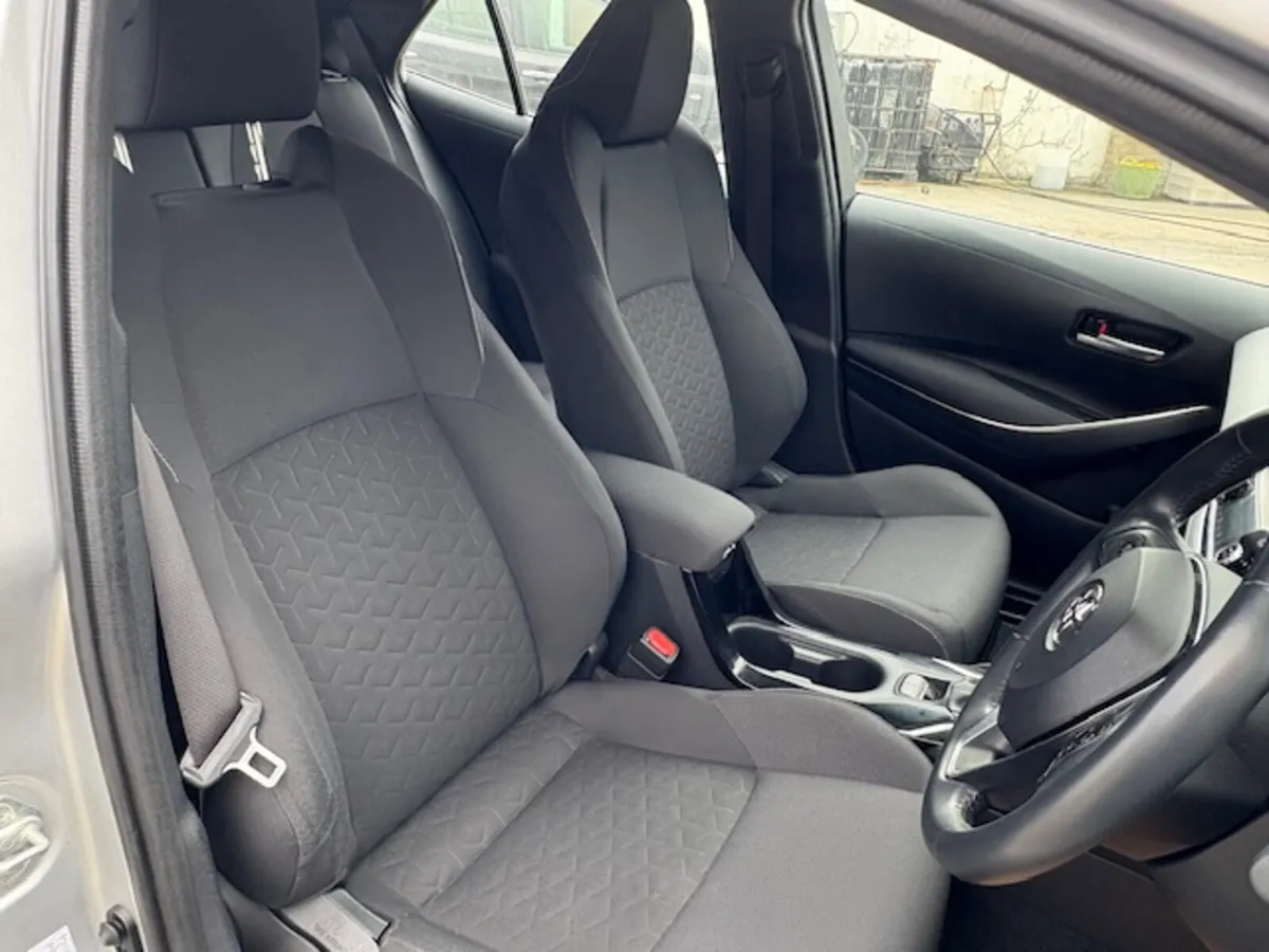 Toyota Corolla 2023 Hybrid Automatic Hatchback - Image 4