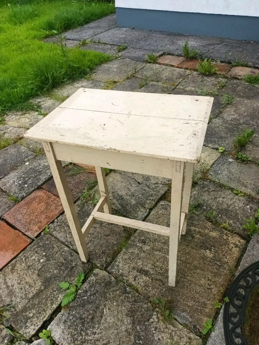 Old Lamp Table - Image 1