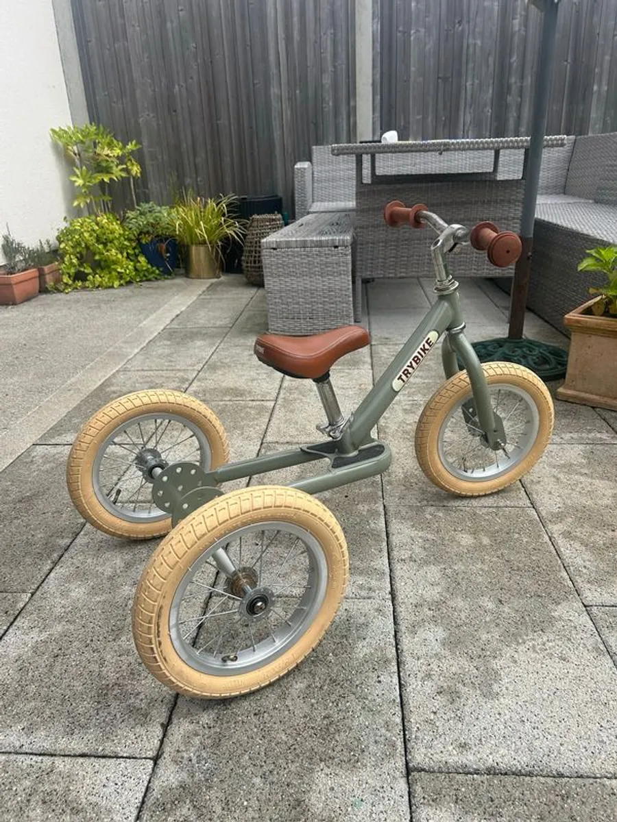 Trybike 2-in-1 Steel Balance Trike, Green - Image 1
