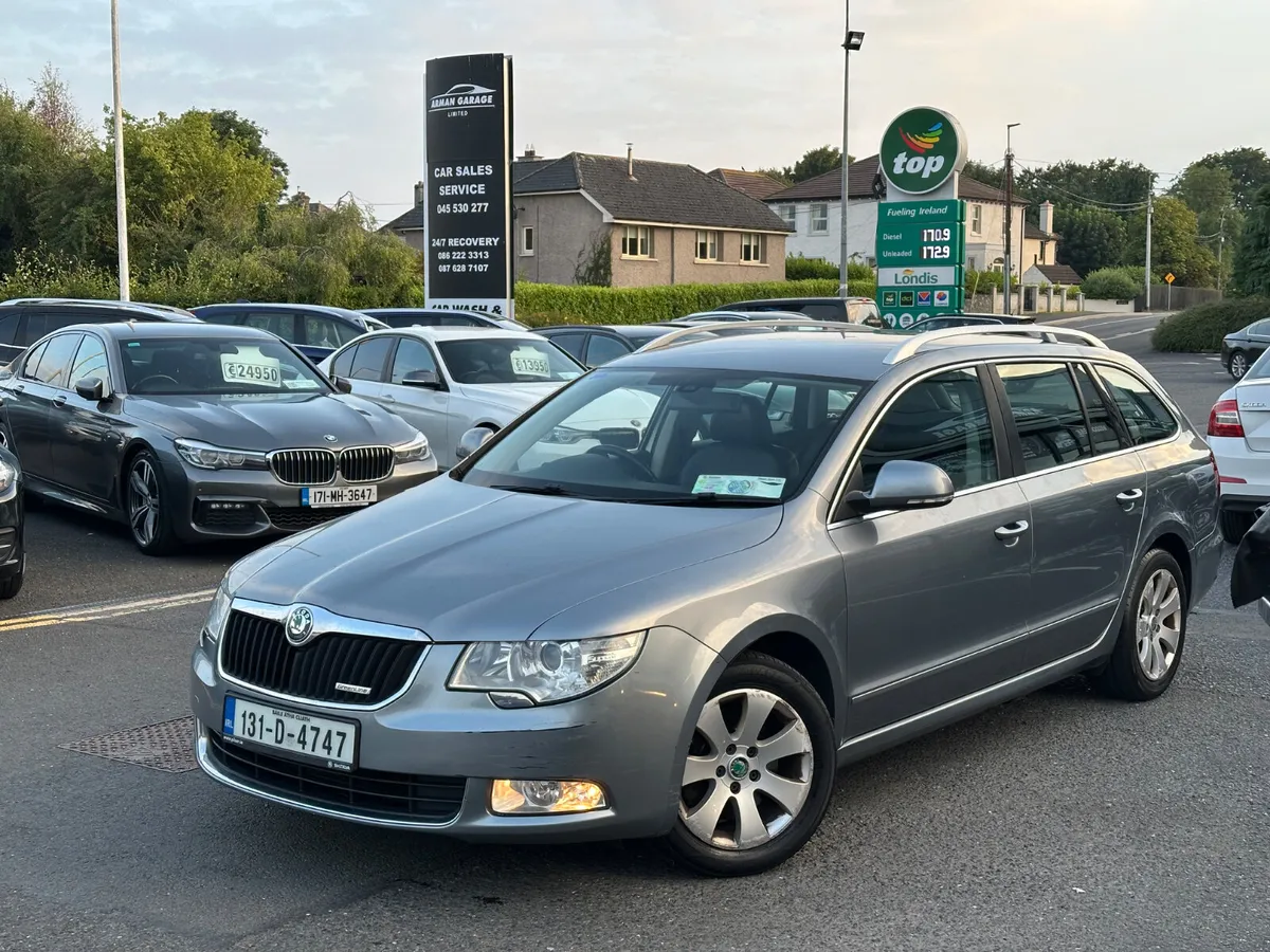 Skoda Superb 2013 - Image 2