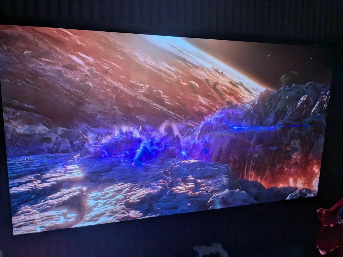 OLED 65' 4K TV - Image 1