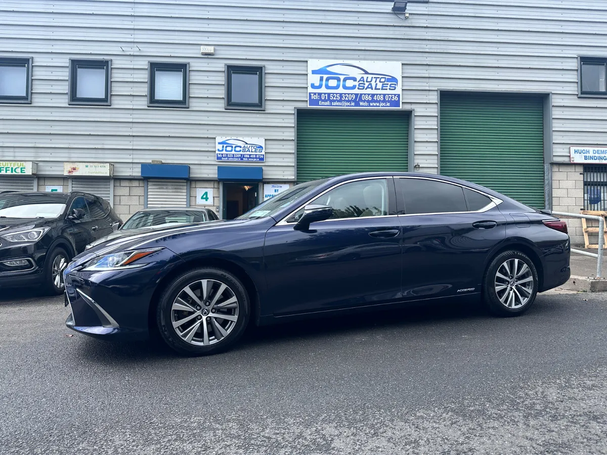 Lexus ES300H Executive, 2019 - Image 2
