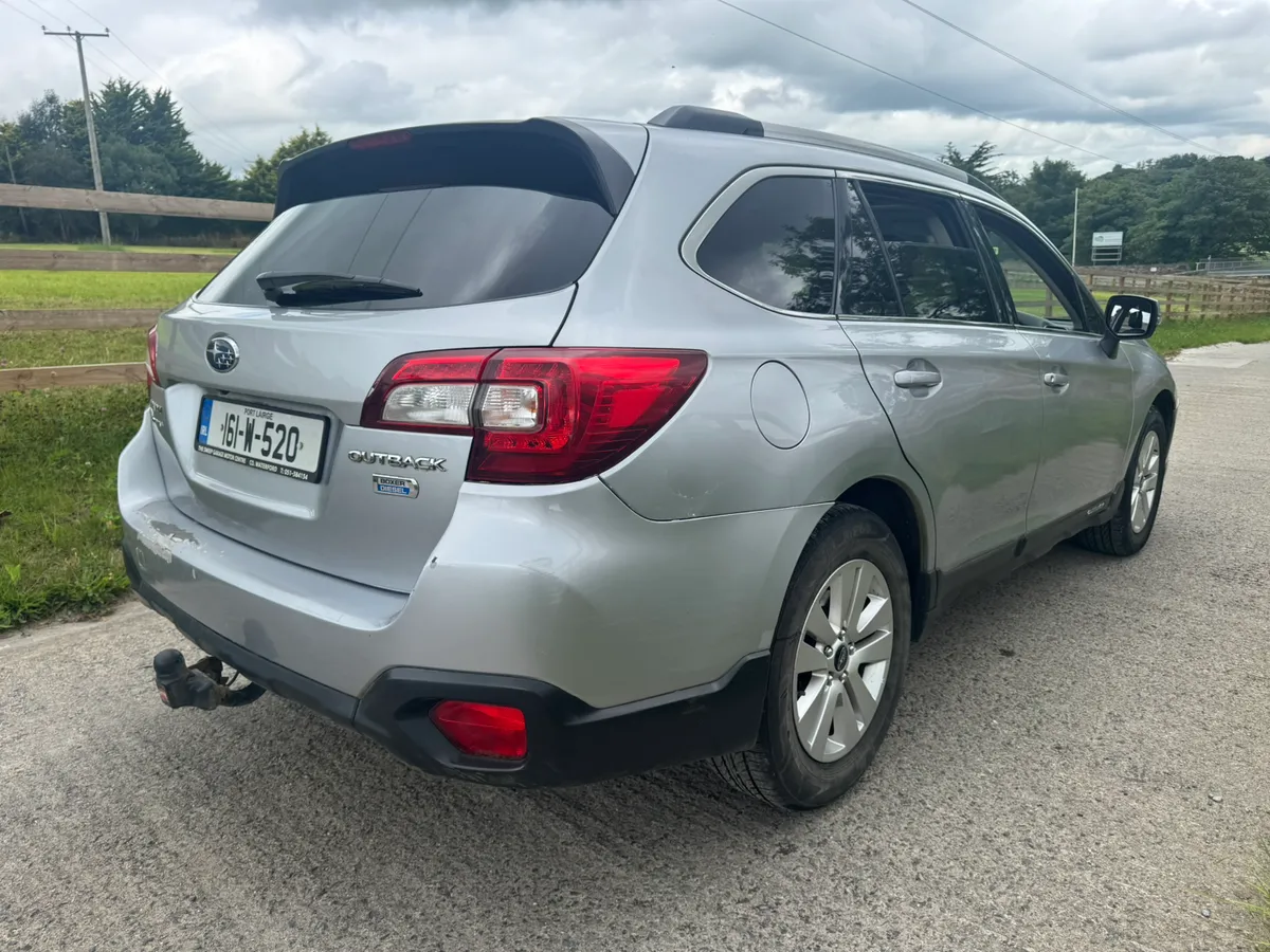 Subaru Legacy SE 2.0 D Outack Premium,Automatic - Image 1