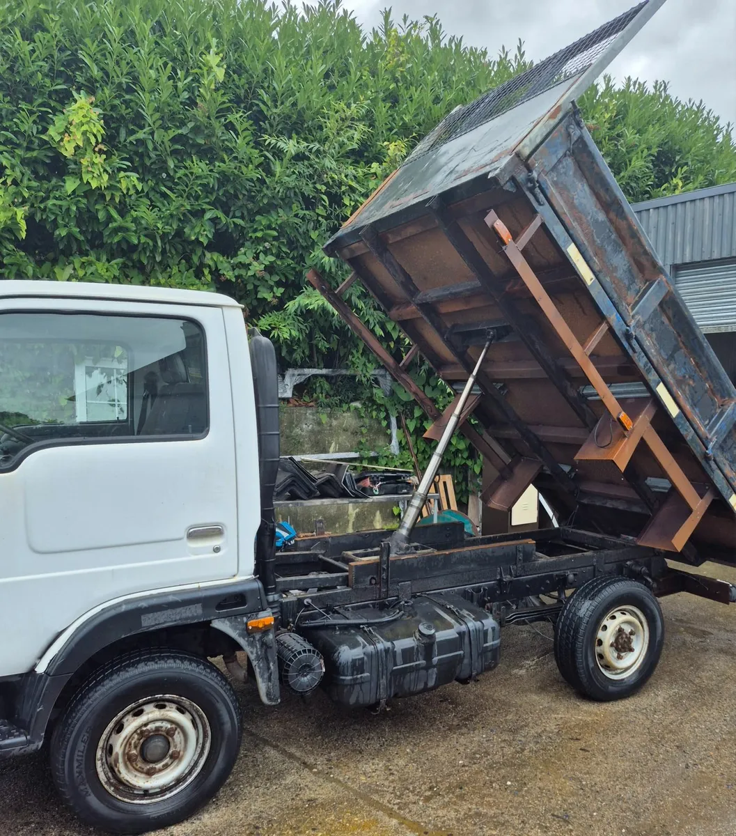 Nissan Cabstar 2005 - Image 3