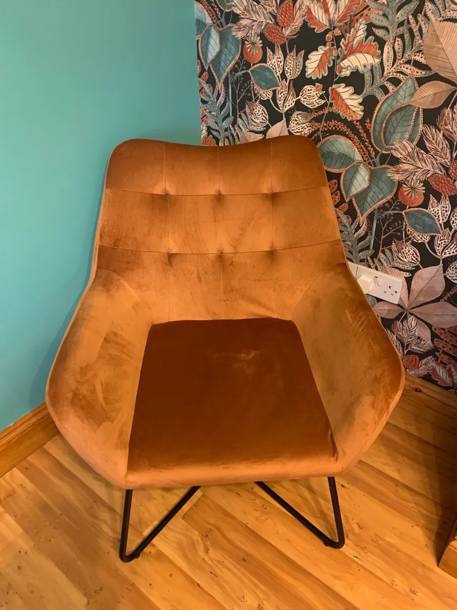 Couch and chair (see description) - Image 2