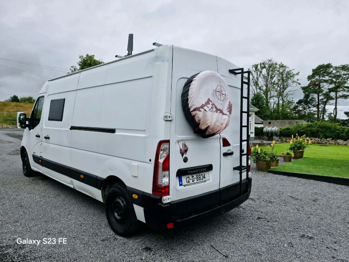 Renault Master Campervan 2012 - Image 2