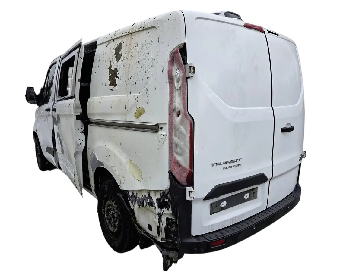 2015 FORD TRANSIT CUSTOM For Breaking/Dismantling - Image 4