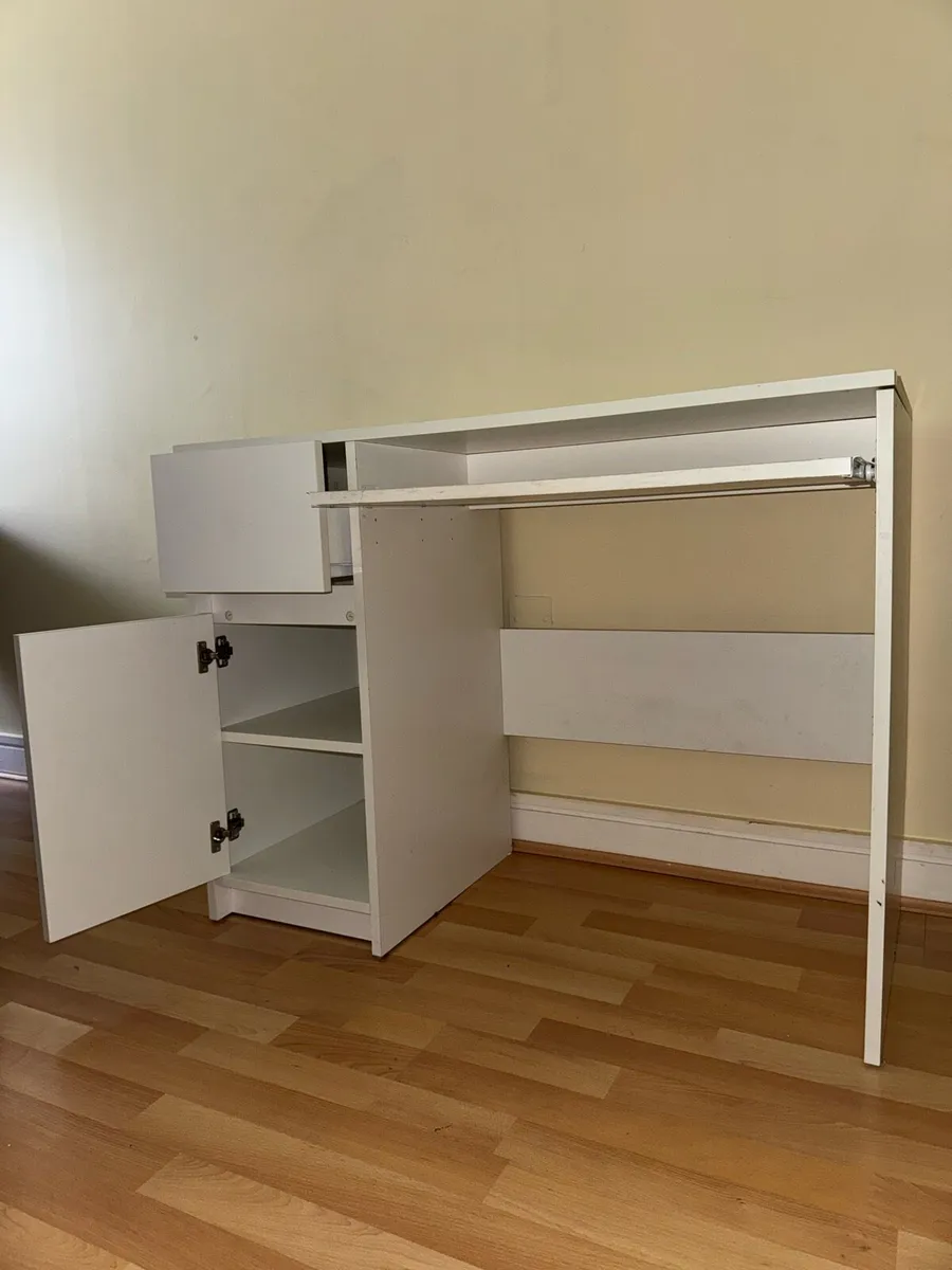 Desk - Image 1