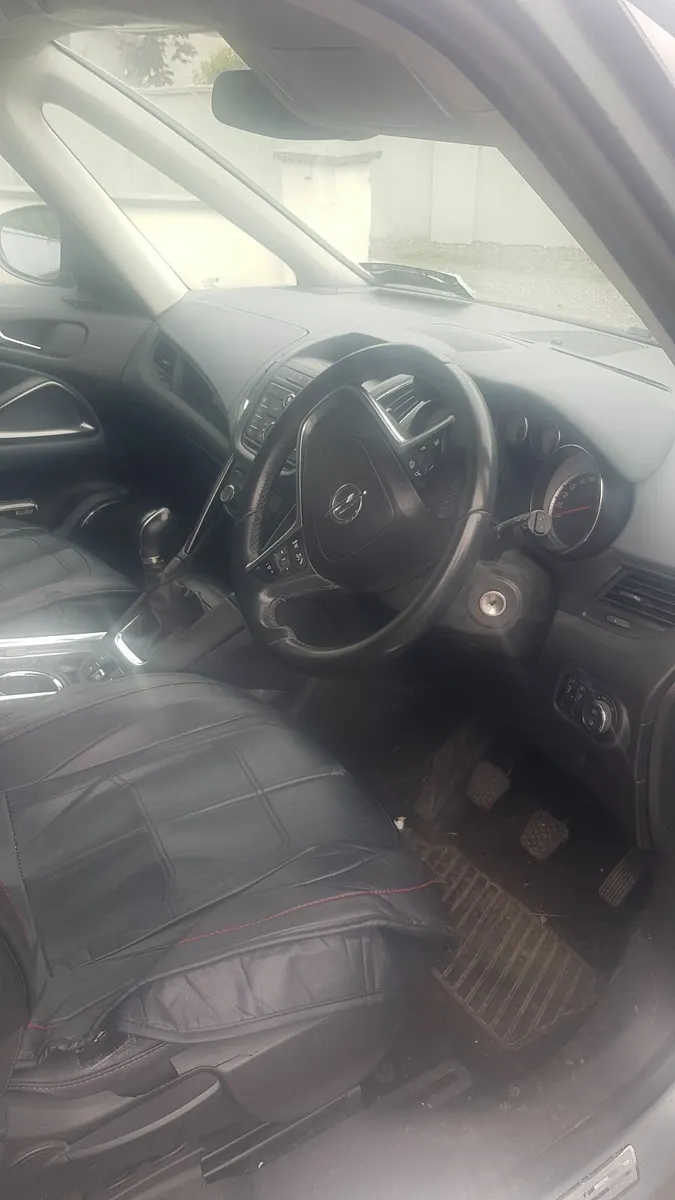 Opel Zafira 2013 - Image 3